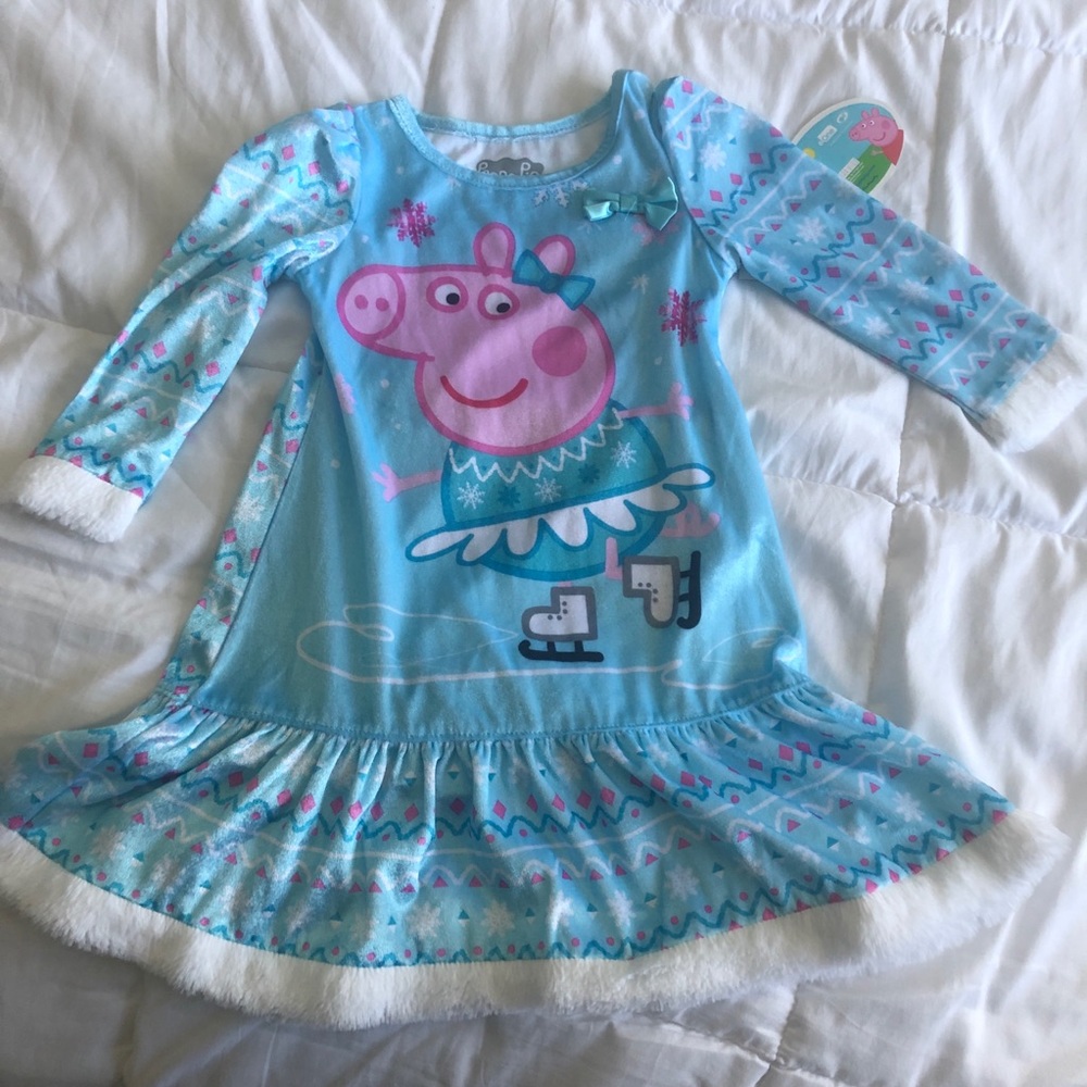 ‼️2/$18 
BNWT  Peppa pig dress/nightgown size 2